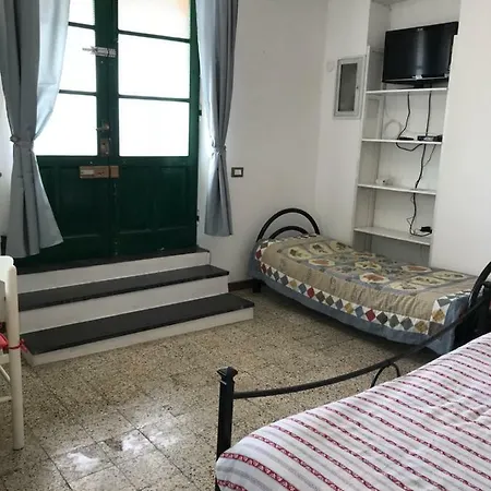 Cinzia *